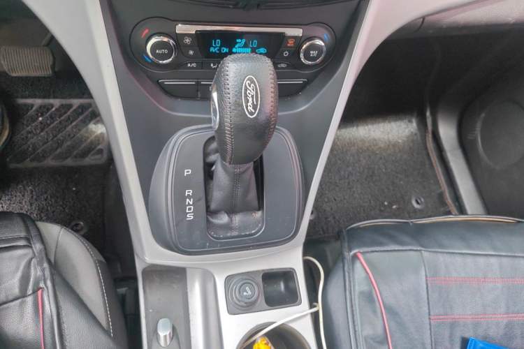 Used Ford Kuga 2015 1.5L GTDi Two-Wheel-Drive Comfort Model Gear Lever