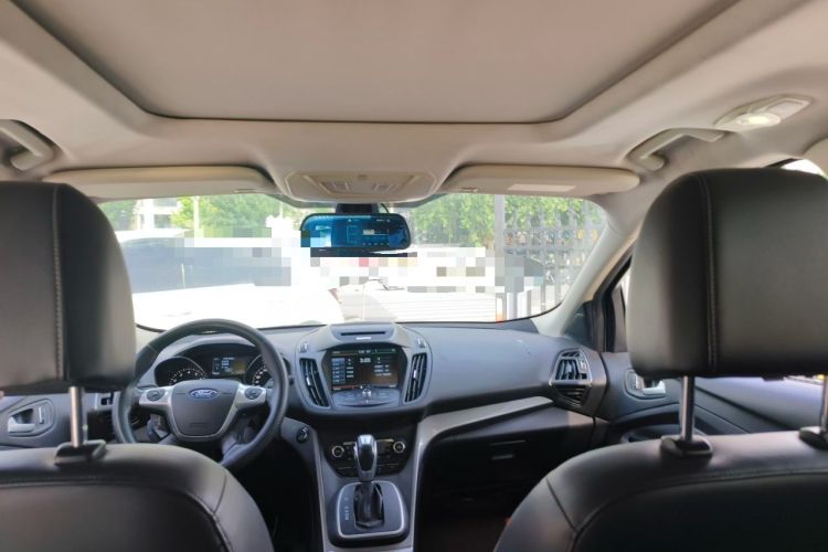 Used Ford Kuga 2015 1.5L GTDi Four-Wheel-Drive Elite Model Headliner