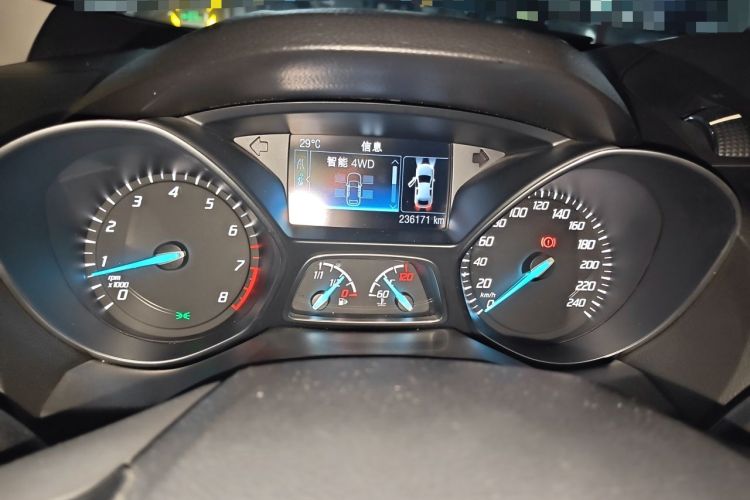Used Ford Kuga 2015 2.0L GTDi Four-Wheel-Drive Sport Model Instrument Cluster