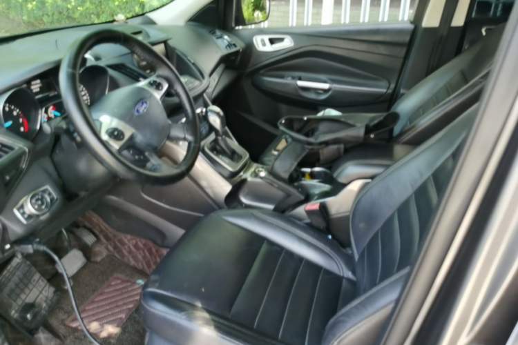 Used Ford Kuga 2015 1.5L GTDi Four-Wheel-Drive Elite Model Left Front Seat