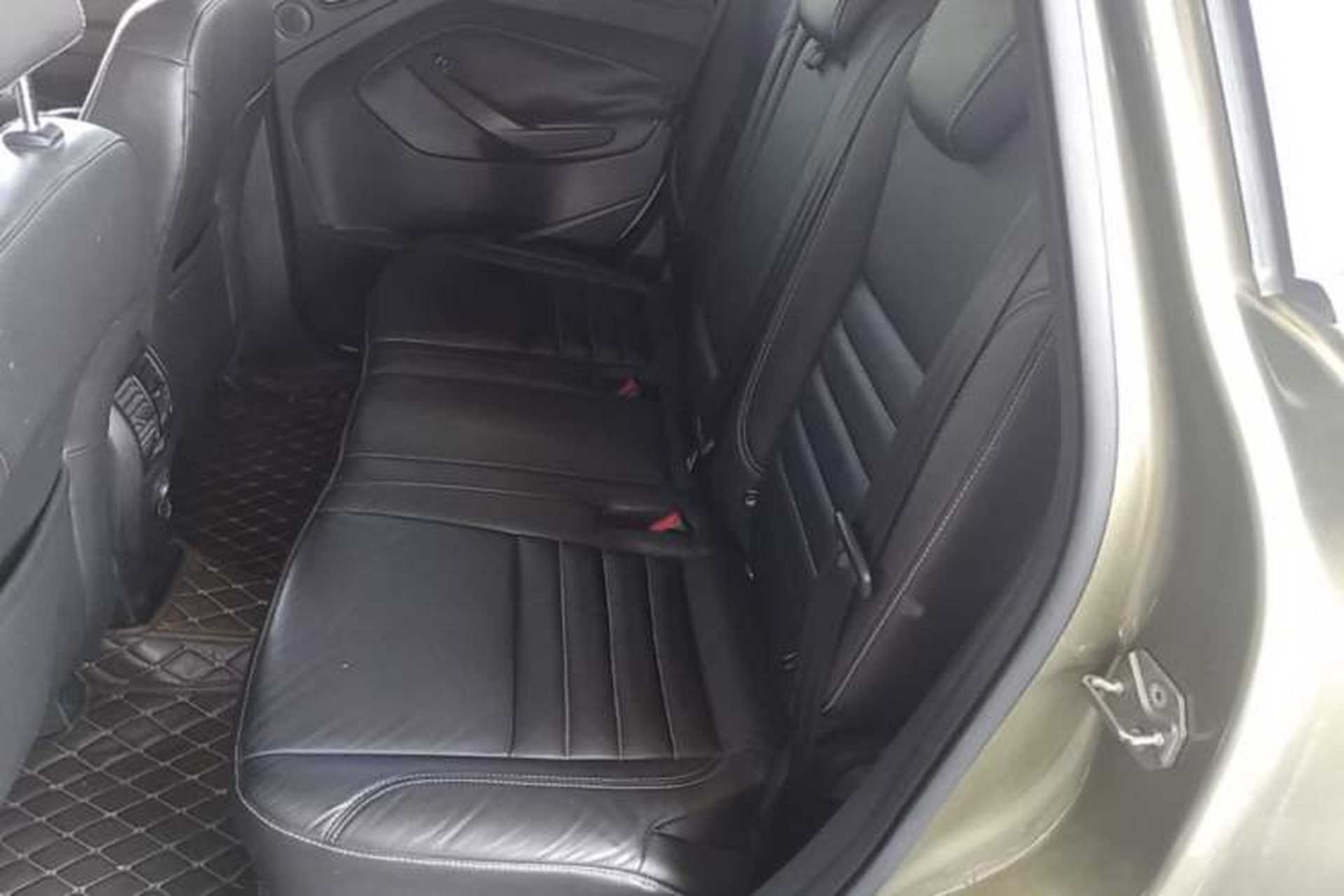 Used Ford Kuga 2015 2.0L GTDi Four-Wheel Drive Prestige Model Left Rear Seat