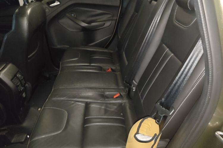 Used Ford Kuga 2015 2.0L GTDi Four-Wheel-Drive Sport Model Left Rear Seat