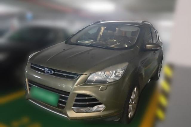 Used Ford Kuga 2015 2.0L GTDi Four-Wheel-Drive Sport Model
