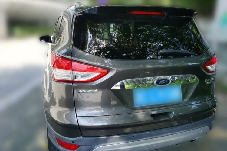 Used Ford Kuga 2015 1.5L GTDi Four-Wheel-Drive Elite Model Rear Left 45 Deg