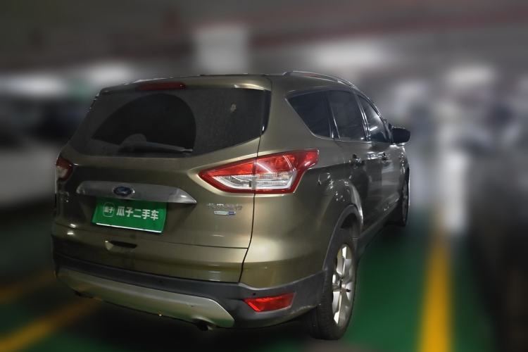 Used Ford Kuga 2015 2.0L GTDi Four-Wheel-Drive Sport Model Rear Right 45 Deg