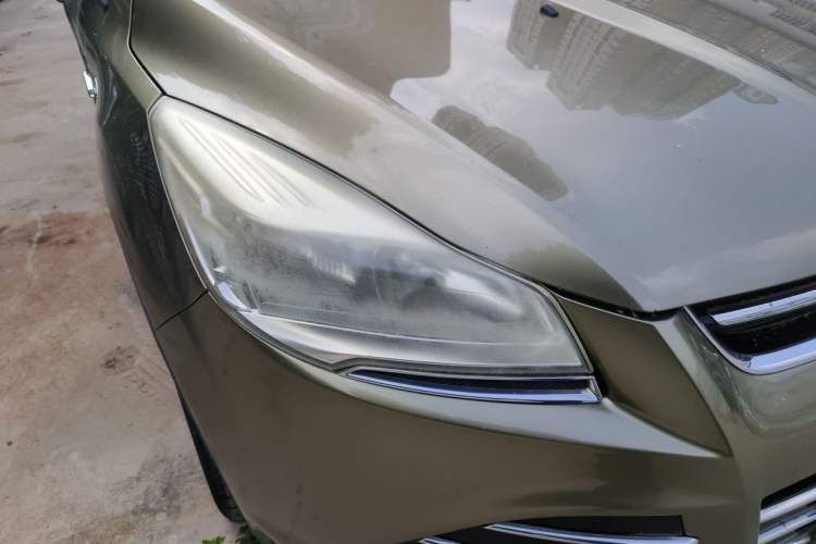 Used Ford Kuga 2015 1.5L GTDi Four-Wheel-Drive Elite Model Right Front Headlight