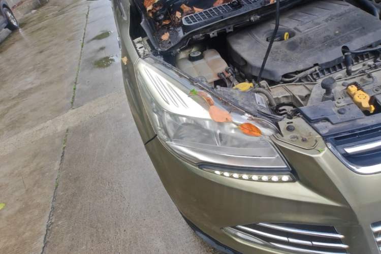 Used Ford Kuga 2015 1.5L GTDi Two-Wheel Drive Fashion Edition Right Front Headlight
