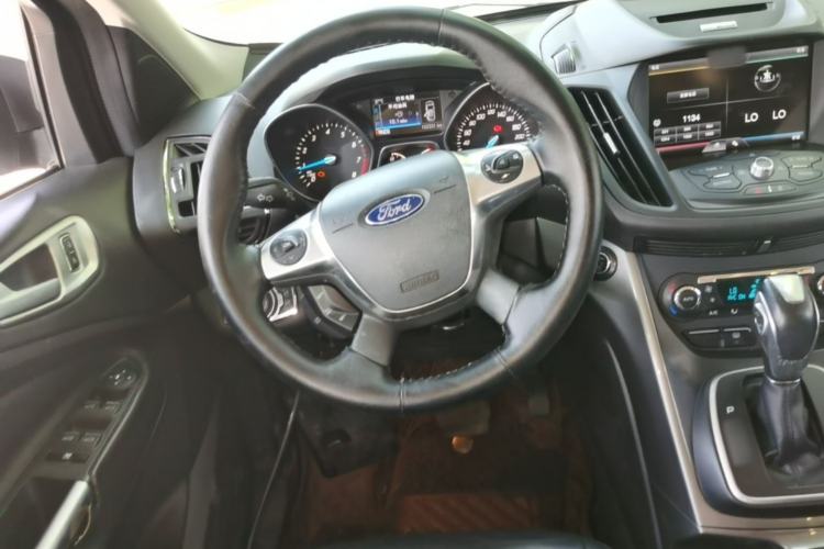 Used Ford Kuga 2015 1.5L GTDi Four-Wheel-Drive Elite Model Steering Wheel