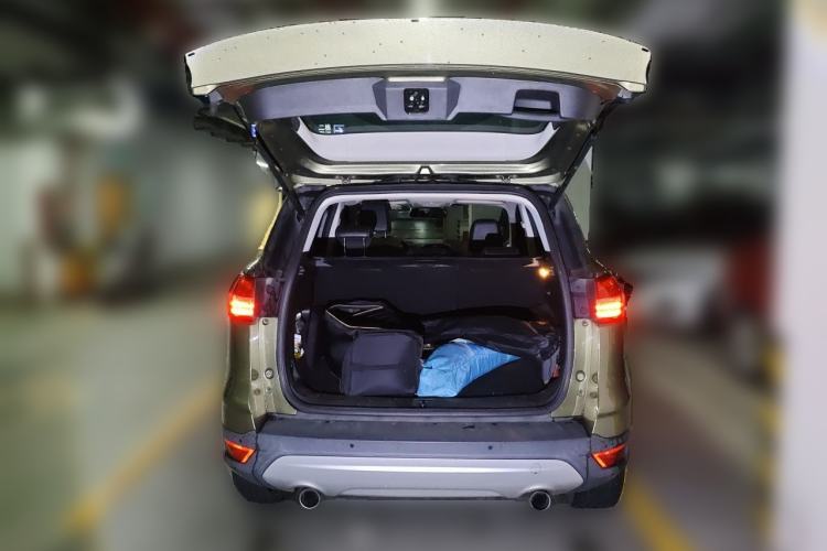 Used Ford Kuga 2015 1.5L GTDi Two-Wheel Drive Fashion Edition Trunk