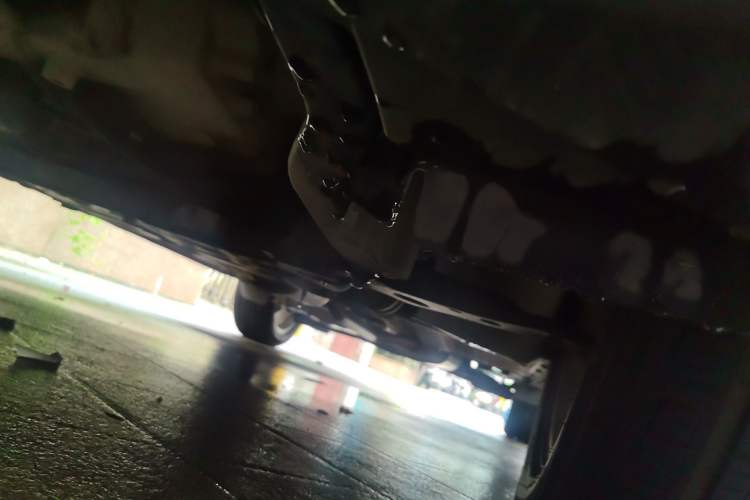Used Ford Kuga 2015 2.0L GTDi Four-Wheel Drive Elite Model Chassis Front Left
