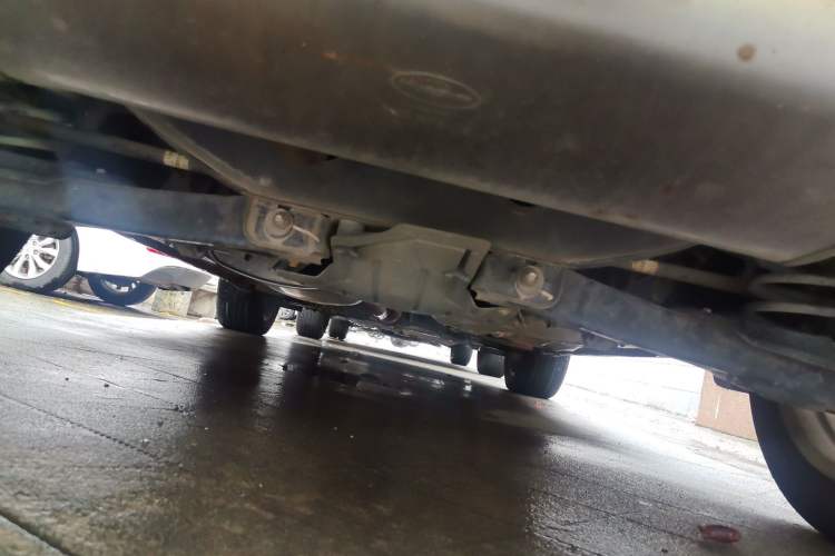 Used Ford Kuga 2015 2.0L GTDi Four-Wheel Drive Elite Model Chassis Rear