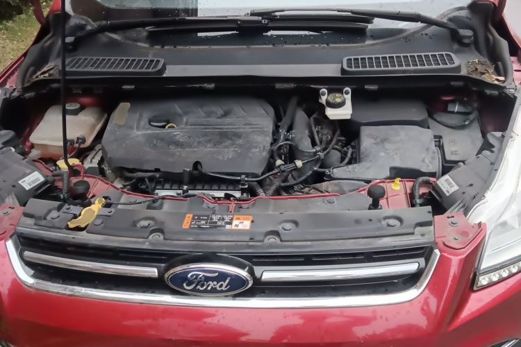 Used Ford Kuga 2015 1.5L GTDi Four-Wheel-Drive Elite Model Engine Bay