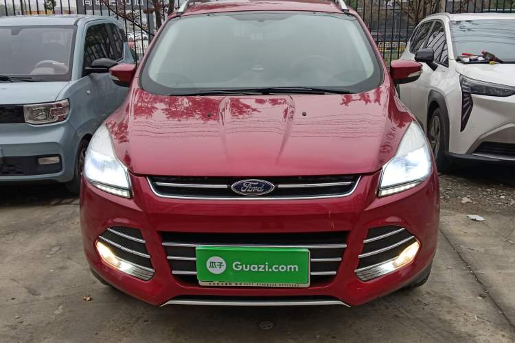 Used Ford Kuga 2015 1.5L GTDi Two-Wheel-Drive Comfort Model Front