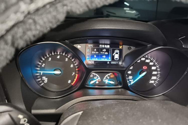 Used Ford Kuga 2015 2.0L GTDi Four-Wheel Drive Prestige Model Instrument Cluster