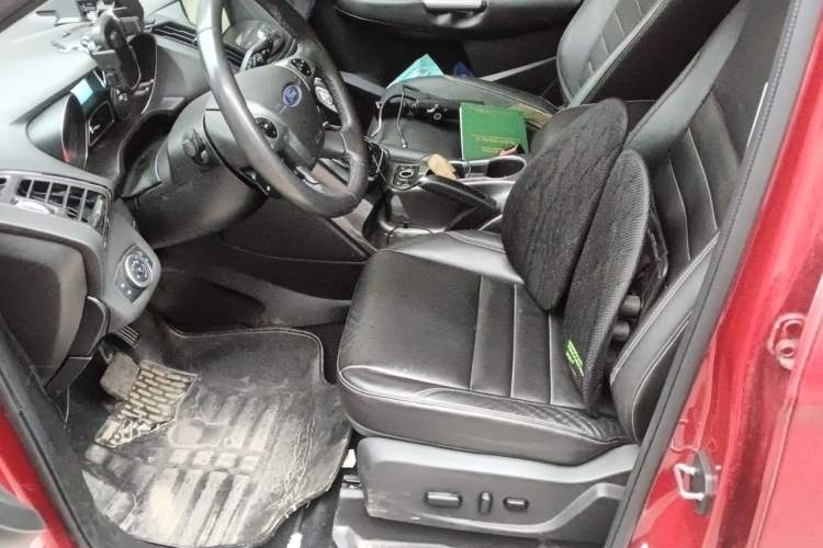 Used Ford Kuga 2015 1.5L GTDi Four-Wheel-Drive Elite Model Left Front Seat