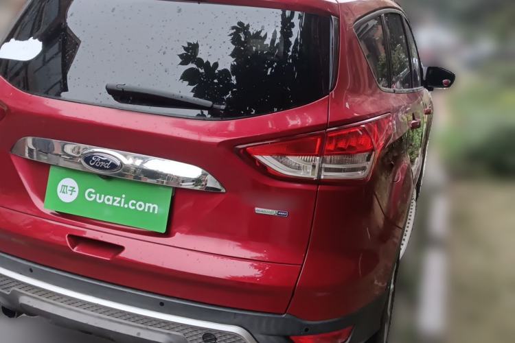 Used Ford Kuga 2015 1.5L GTDi Four-Wheel-Drive Elite Model Rear Right 45 Deg