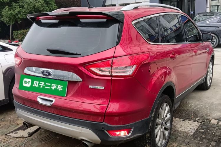 Used Ford Kuga 2015 1.5L GTDi Two-Wheel-Drive Comfort Model Rear Right 45 Deg