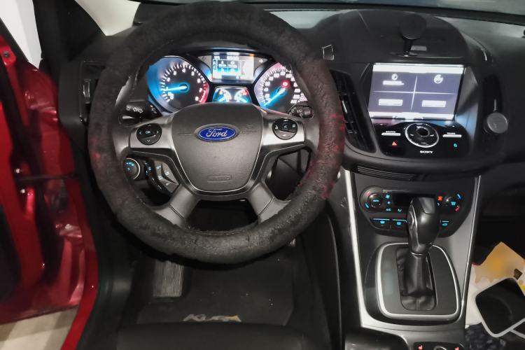 Used Ford Kuga 2015 2.0L GTDi Four-Wheel Drive Prestige Model Steering Wheel