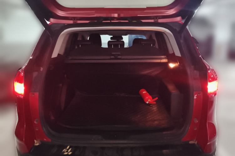 Used Ford Kuga 2015 2.0L GTDi Four-Wheel Drive Prestige Model Trunk