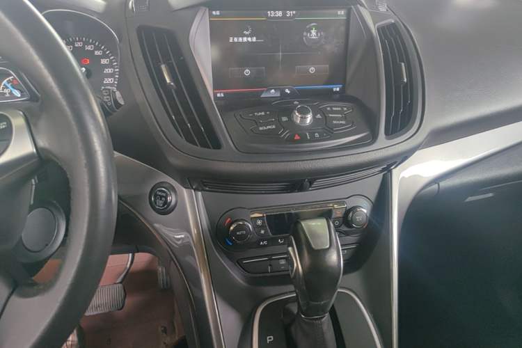 Used Ford Kuga 2015 1.5L GTDi Four-Wheel-Drive Elite Model Audio And AC Panel