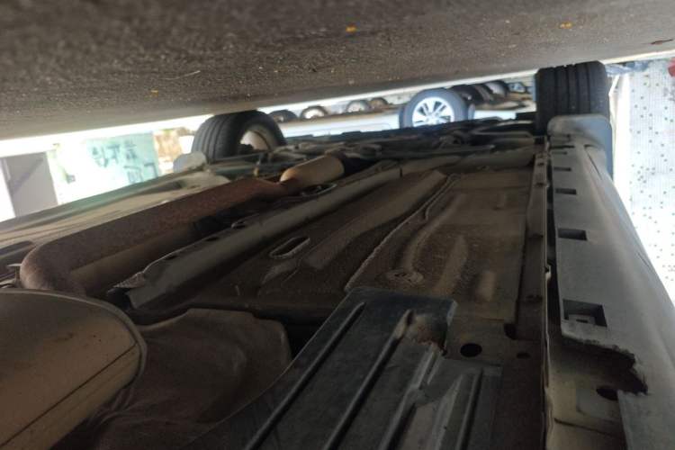 Used Ford Kuga 2015 1.5L GTDi Four-Wheel-Drive Elite Model Chassis Rear Left