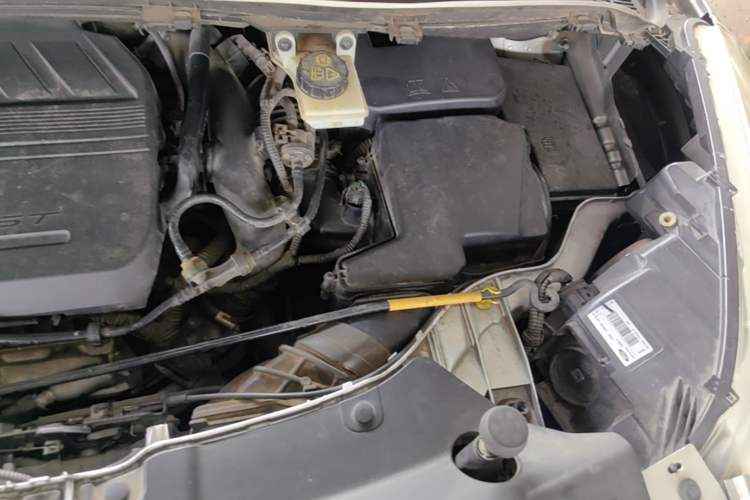 Used Ford Kuga 2015 1.5L GTDi Four-Wheel-Drive Elite Model Engine Bay Left