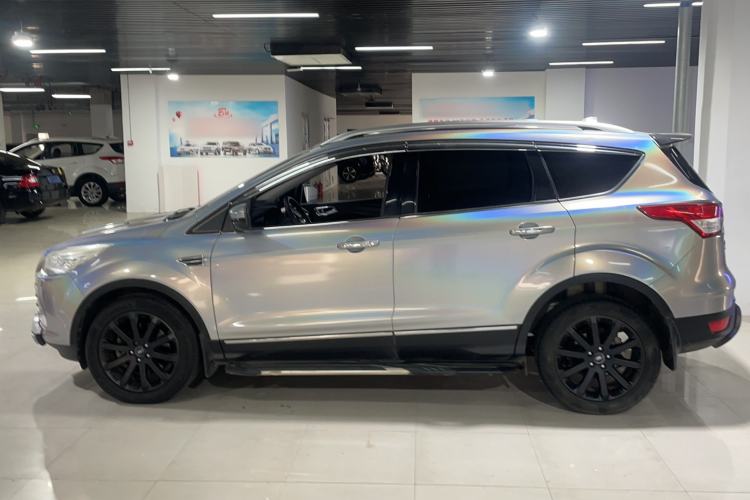 Used Ford Kuga 2015 2.0L GTDi Four-Wheel Drive Prestige Model Exterior 5