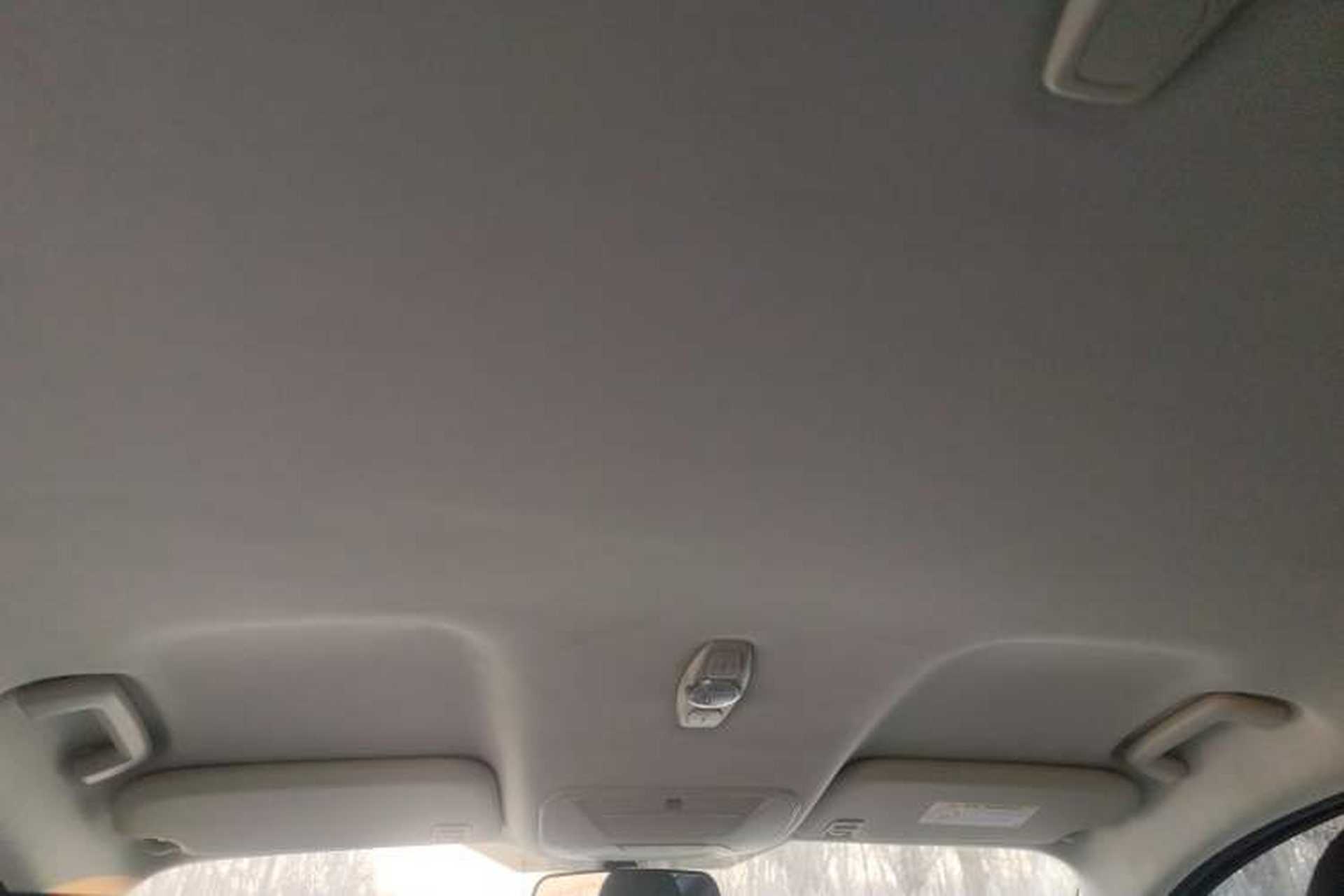 Used Ford Kuga 2015 1.5L GTDi Two-Wheel-Drive Comfort Model Headliner