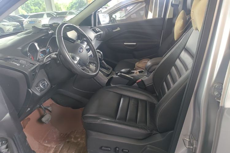 Used Ford Kuga 2015 1.5L GTDi Four-Wheel-Drive Elite Model Left Front Seat