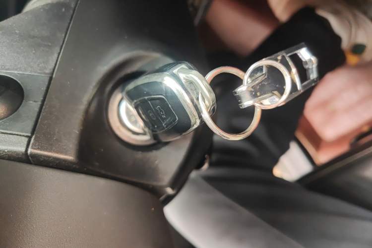 Used Ford Kuga 2015 1.5L GTDi Two-Wheel Drive Fashion Edition Vehicle Key
