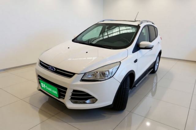 Ojetý Ford Kuga 2015 2.0L GTDi Four-Wheel Drive Elite Model