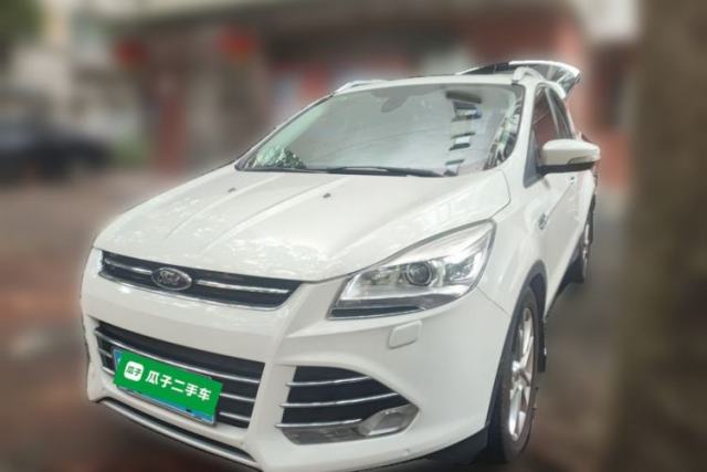 Used Ford Kuga 2015 2.0L GTDi Four-Wheel-Drive Sport Model