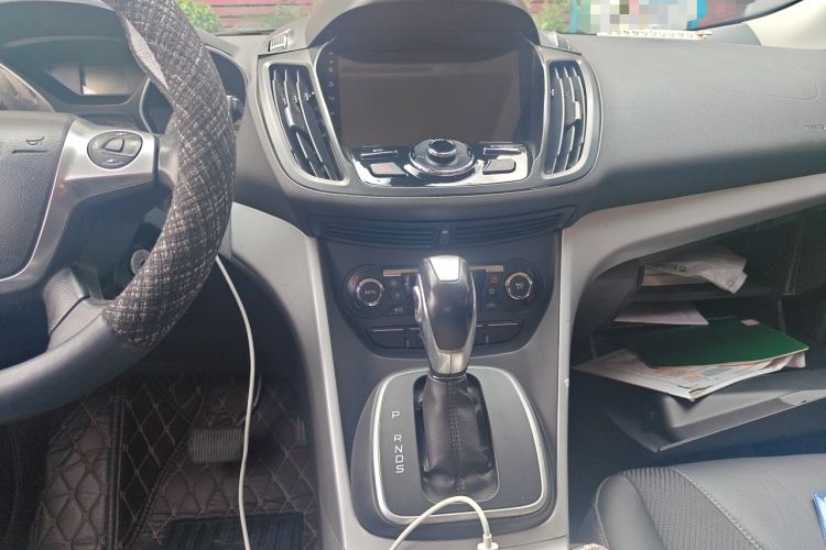 Used Ford Kuga 2015 1.5L GTDi Two-Wheel Drive Fashion Edition Audio And AC Panel