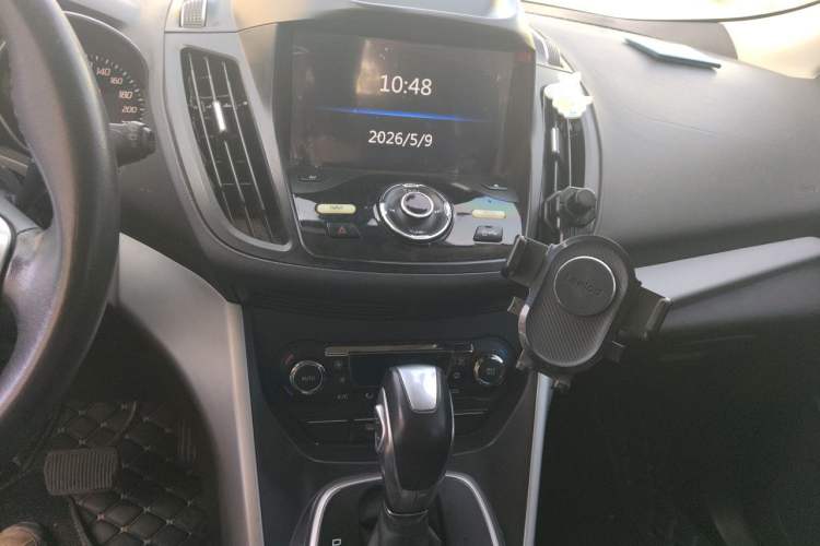Used Ford Kuga 2015 1.5L GTDi Two-Wheel Drive Fashion Edition Audio And AC Panel