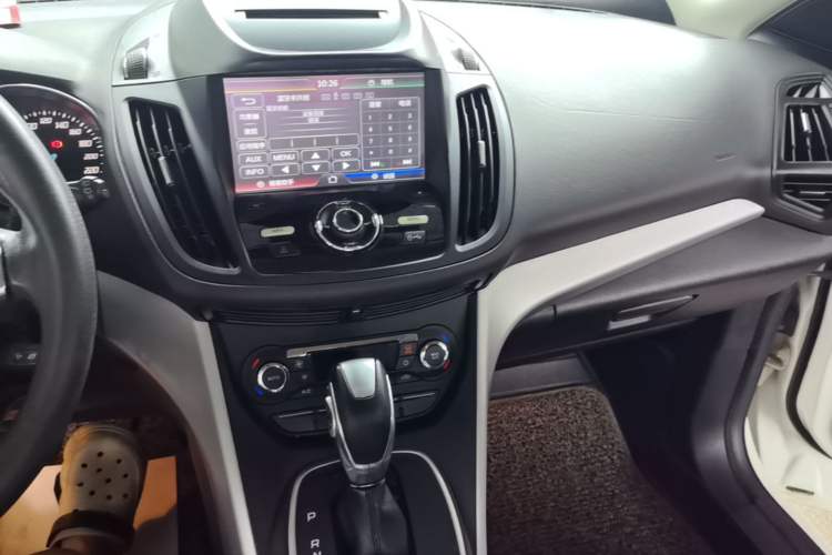 Used Ford Kuga 2015 1.5L GTDi Two-Wheel Drive Fashion Edition Audio And AC Panel