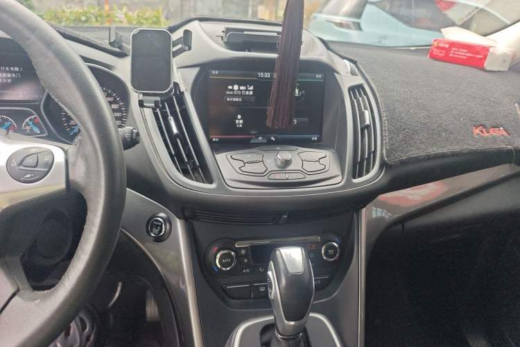 Used Ford Kuga 2015 1.5L GTDi Four-Wheel-Drive Elite Model Audio And AC Panel