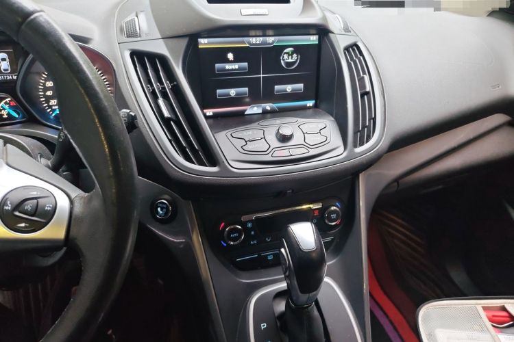Used Ford Kuga 2015 1.5L GTDi Two-Wheel Drive Fashion Edition Audio And AC Panel