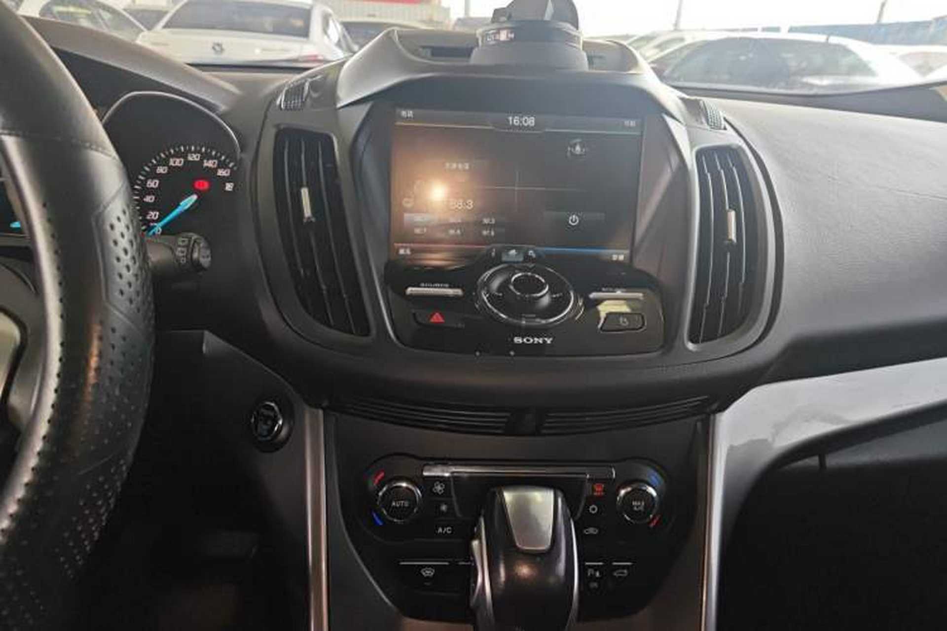 Used Ford Kuga 2015 2.0L GTDi Four-Wheel Drive Prestige Model Audio And AC Panel