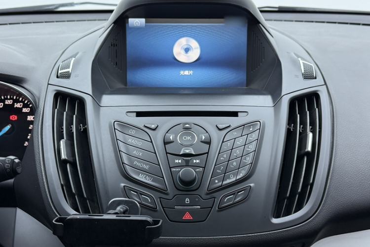 Used Ford Kuga 2015 1.5L GTDi Two-Wheel Drive Fashion Edition Audio And AC Panel