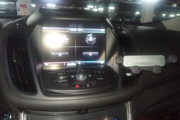 Used Ford Kuga 2015 1.5L GTDi Four-Wheel-Drive Elite Model Audio And AC Panel