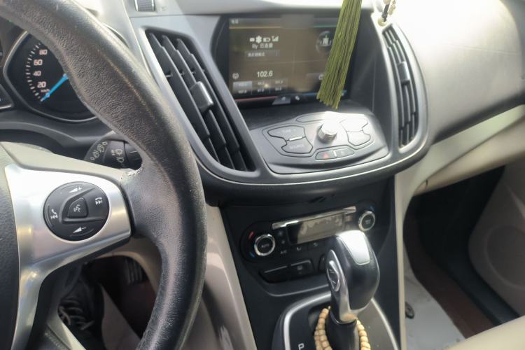 Used Ford Kuga 2015 1.5L GTDi Four-Wheel-Drive Elite Model Audio And AC Panel