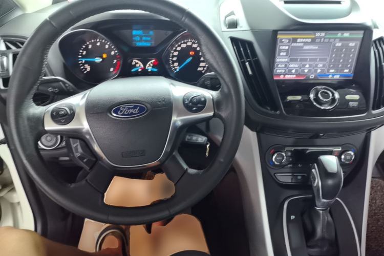 Used Ford Kuga 2015 1.5L GTDi Two-Wheel Drive Fashion Edition Center Console