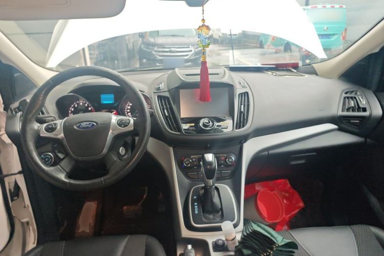 Used Ford Kuga 2015 1.5L GTDi Two-Wheel Drive Fashion Edition Center Console