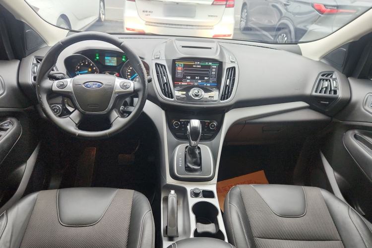 Used Ford Kuga 2015 1.5L GTDi Two-Wheel Drive Fashion Edition Center Console