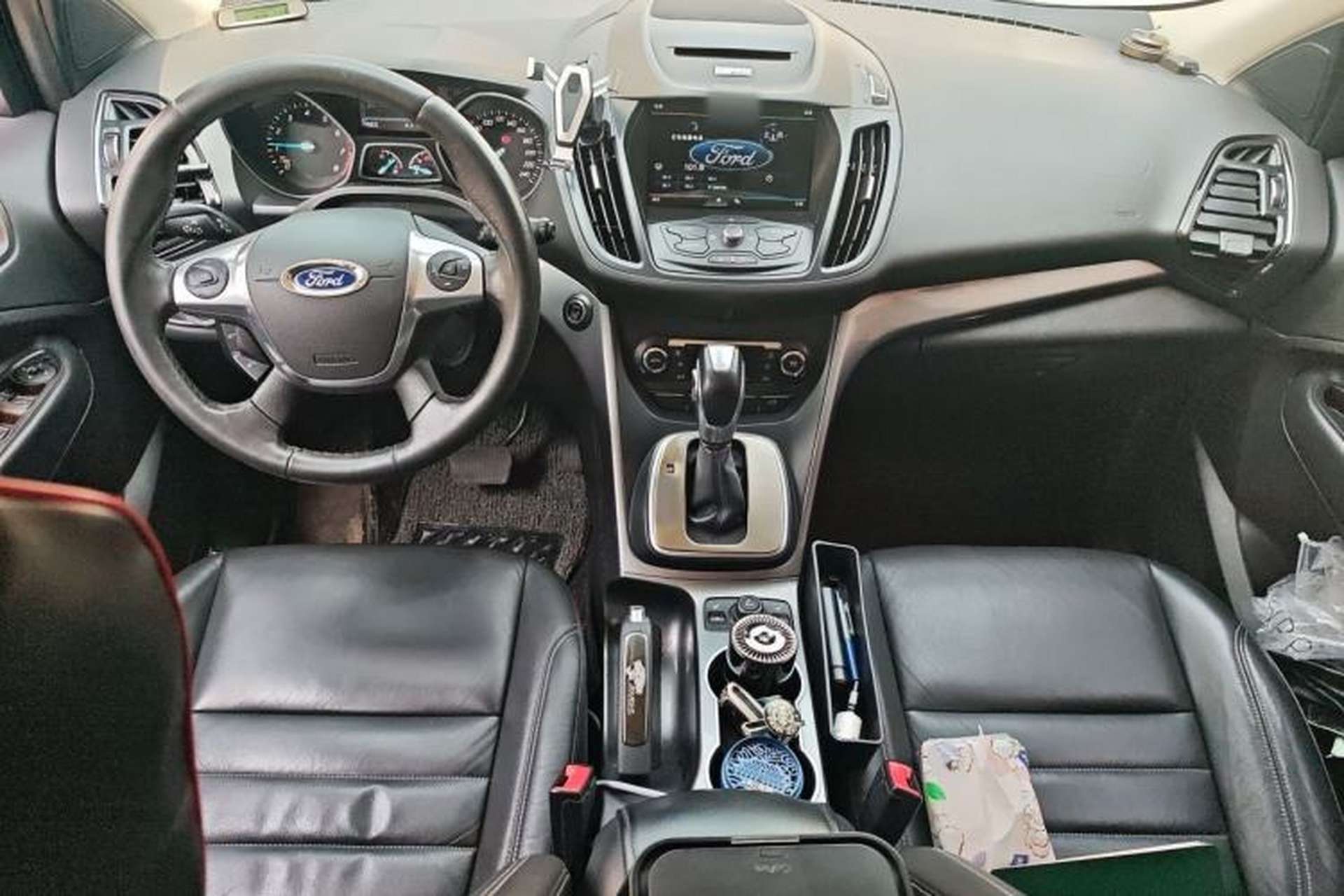 Used Ford Kuga 2015 2.0L GTDi Four-Wheel Drive Elite Model Center Console