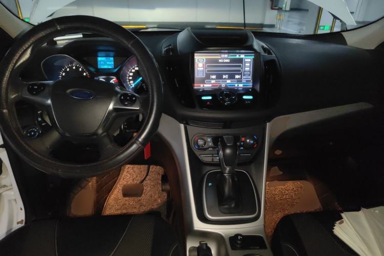 Used Ford Kuga 2015 1.5L GTDi Two-Wheel Drive Fashion Edition Center Console