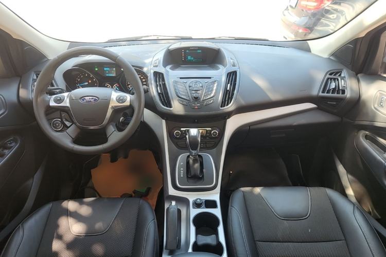 Used Ford Kuga 2015 1.5L GTDi Two-Wheel Drive Fashion Edition Center Console