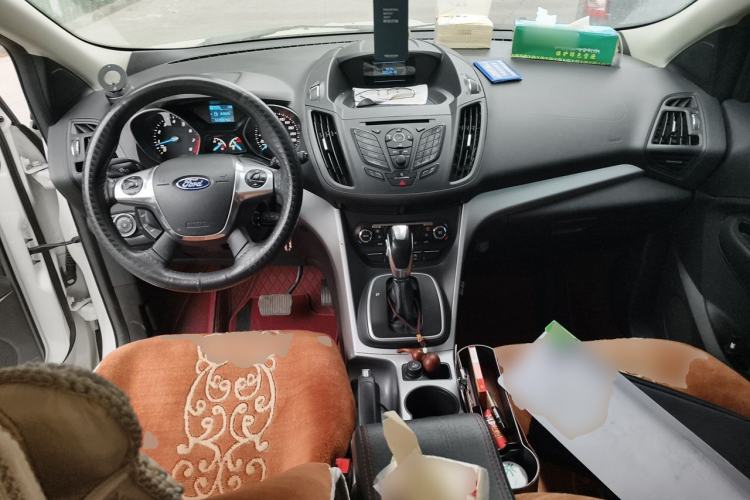 Used Ford Kuga 2015 1.5L GTDi Two-Wheel Drive Fashion Edition Center Console