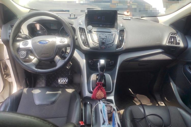 Used Ford Kuga 2015 1.5L GTDi Two-Wheel Drive Fashion Edition Center Console