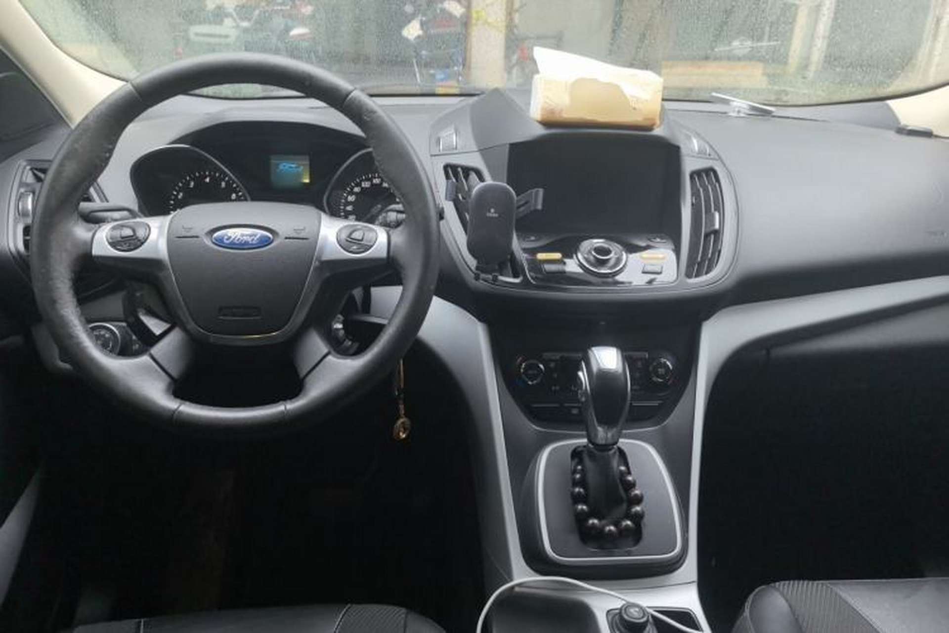 Used Ford Kuga 2015 1.5L GTDi Two-Wheel Drive Fashion Edition Center Console